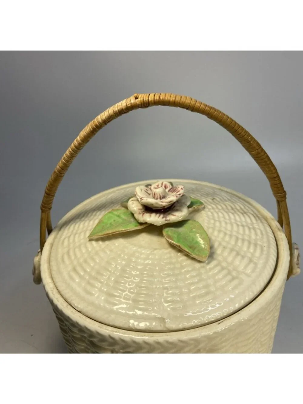 Vintage Biscuit Jar Basket Weave Wicker Handle Made In Japan 40s Flower Top Side